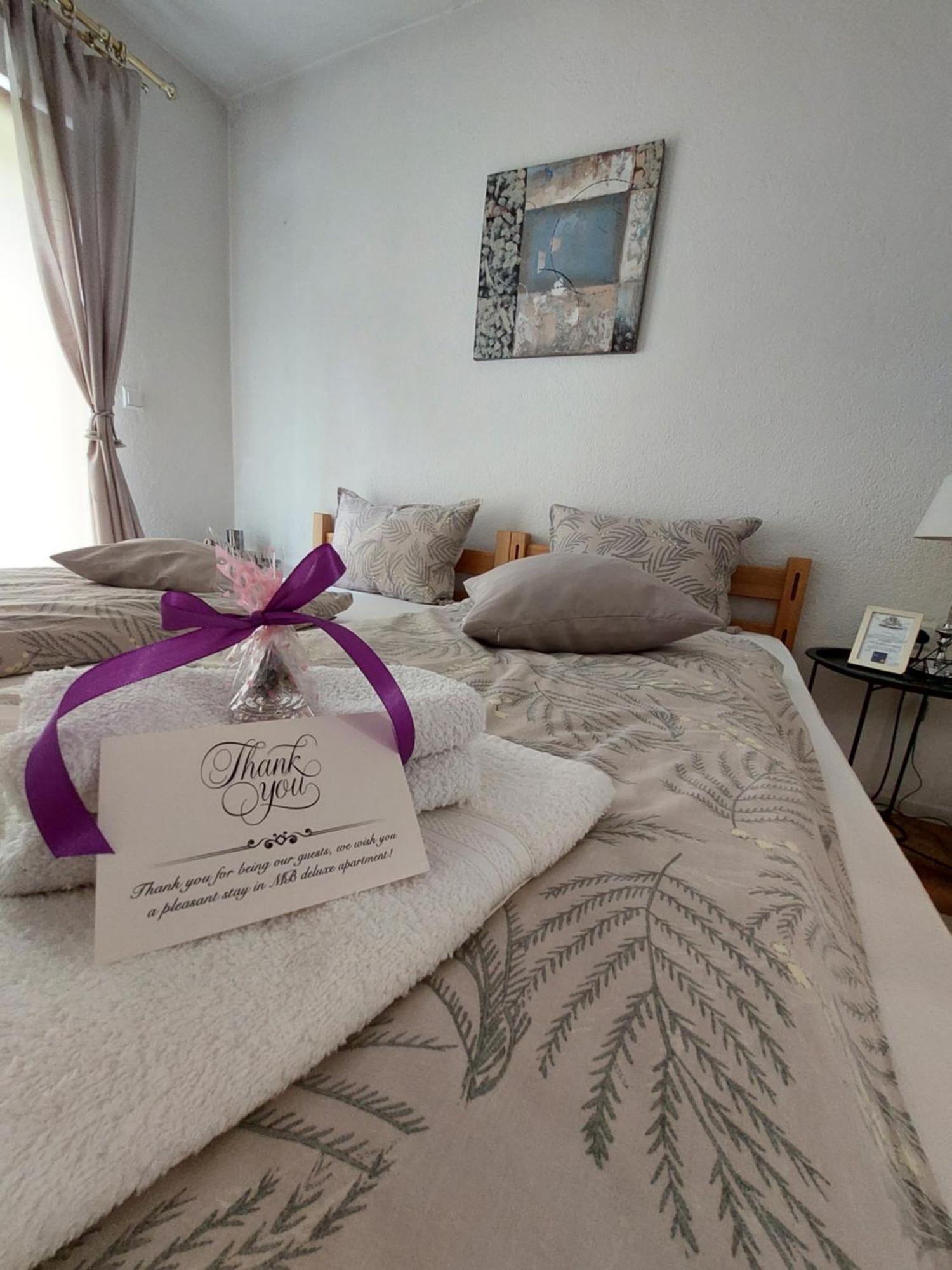 Mb Deluxe Apartment Visoko Esterno foto